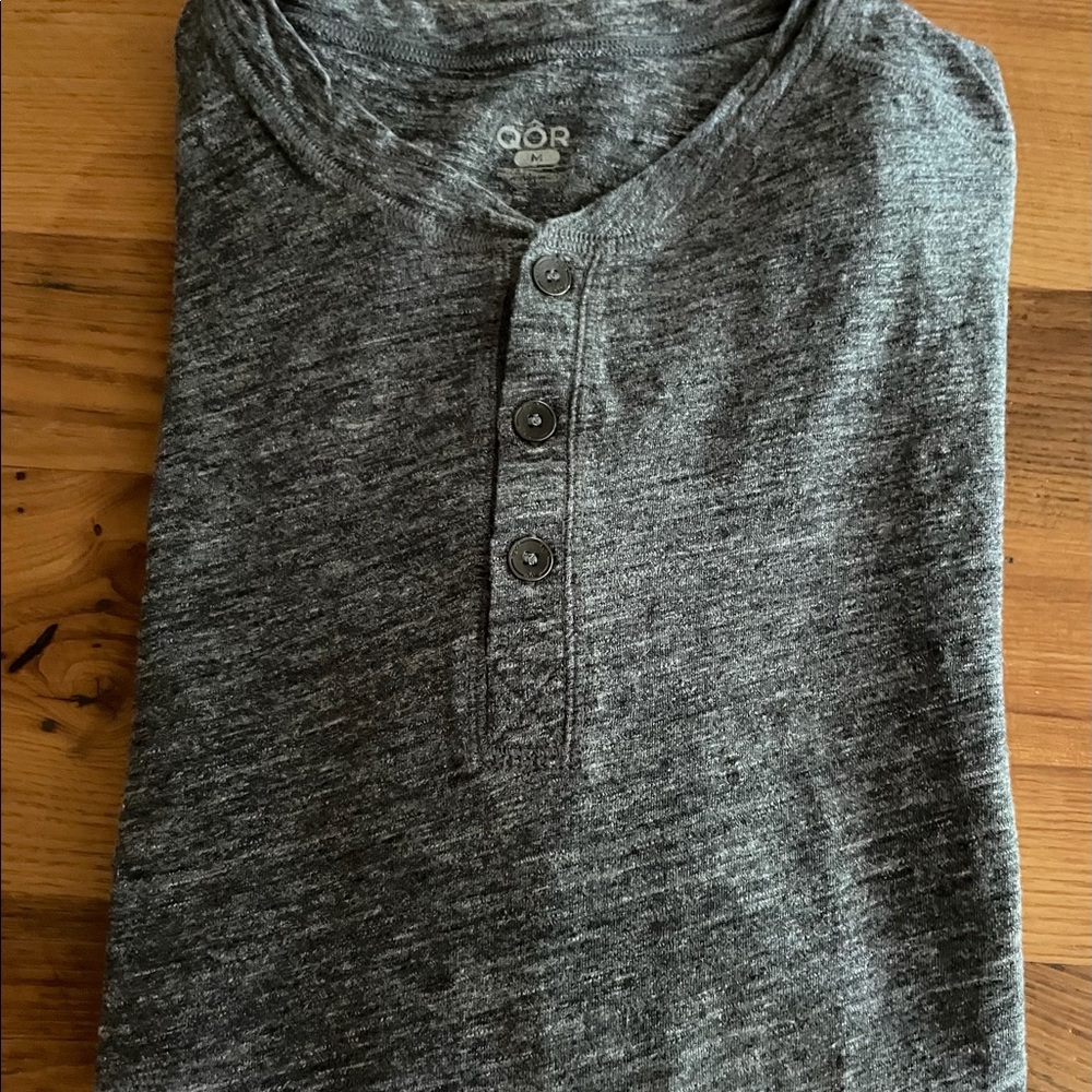 QOR men’s 100% cotton henley, size M